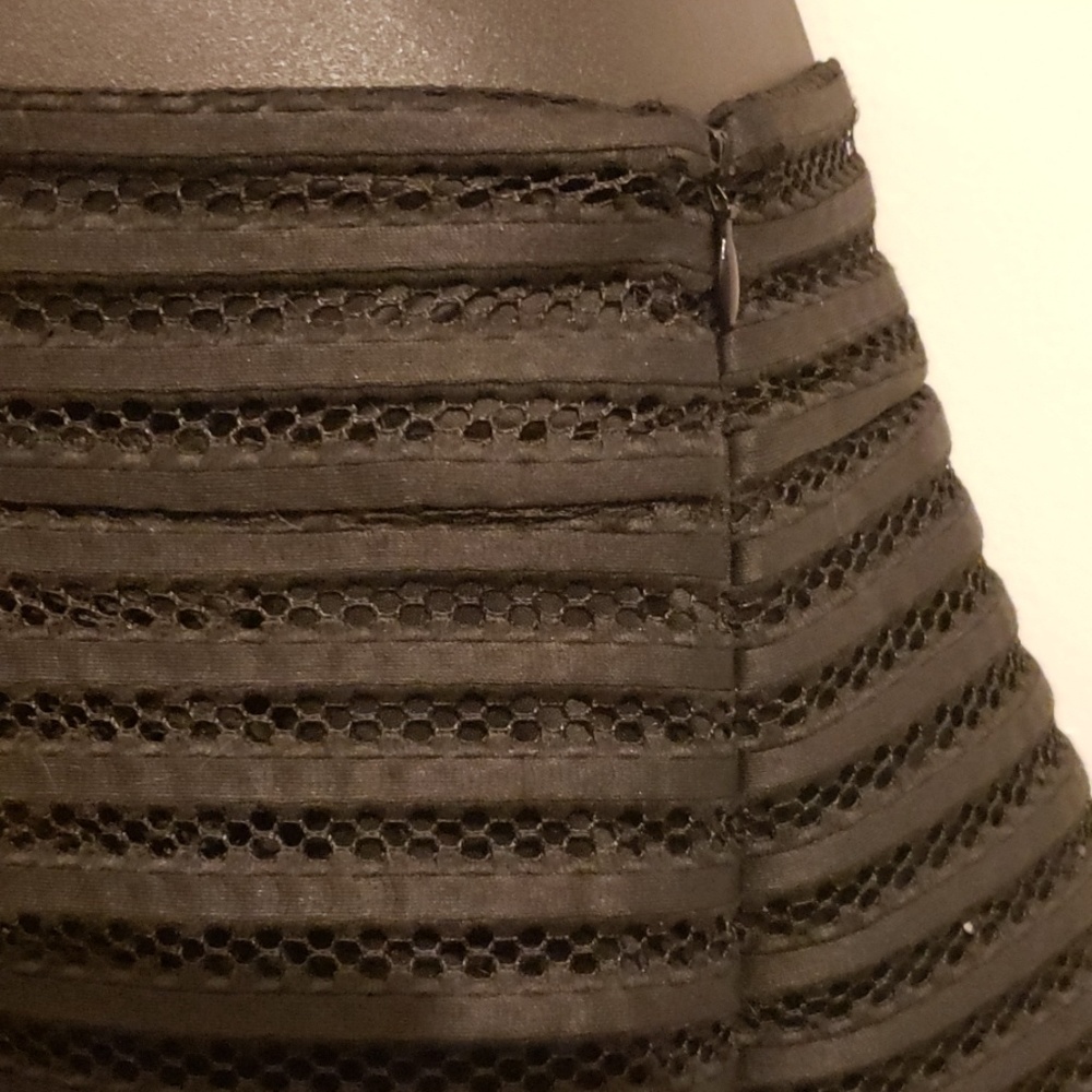 Express mini skirt - Picture 3 of 7